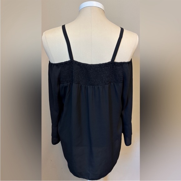 Boho Ruffle Sleeve Off-the-Shoulder Blouse Large - Picture 7 of 11